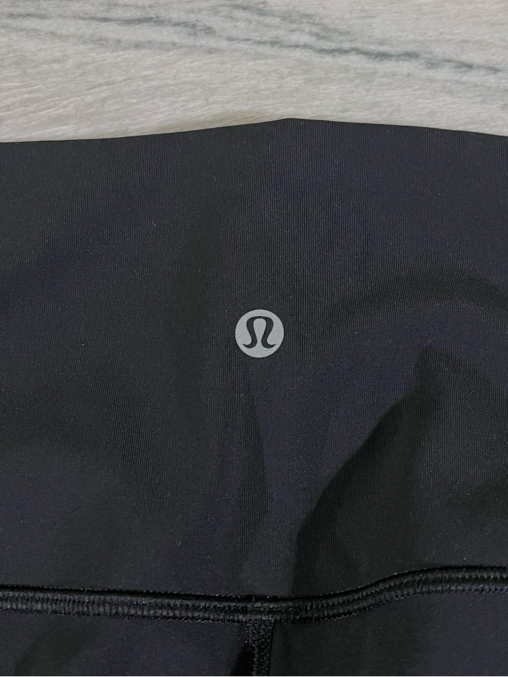 Lululemon Wunder Under Crop II - Picture 5 of 12